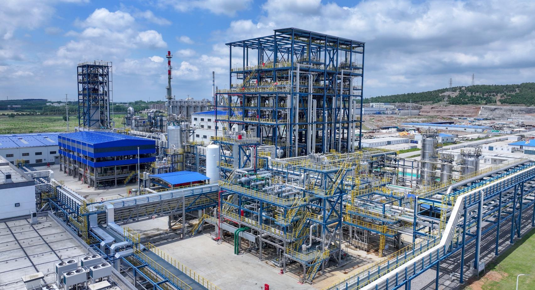 长春应化所技术支撑全球首套5万吨级二氧化碳基聚碳酸亚丙酯产业化装置量产